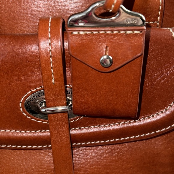 Dooney & Bourke - Picture 2 of 8